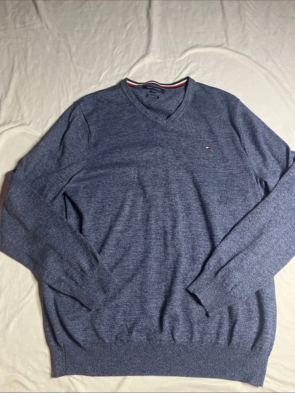 Tommy Hilfiger Vneck Sweater